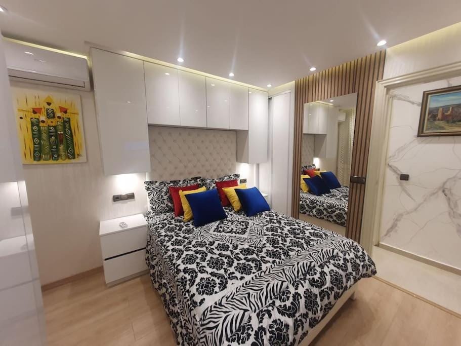 Grand Appartement corniche Apartment in Casablanca