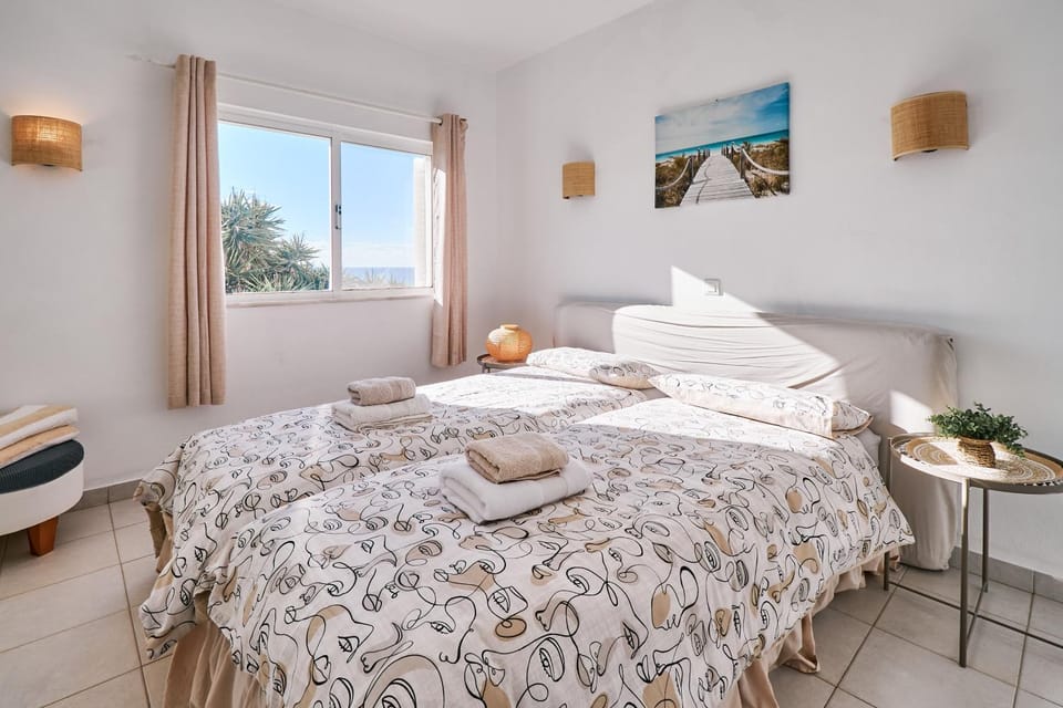 Bedroom, Sea view