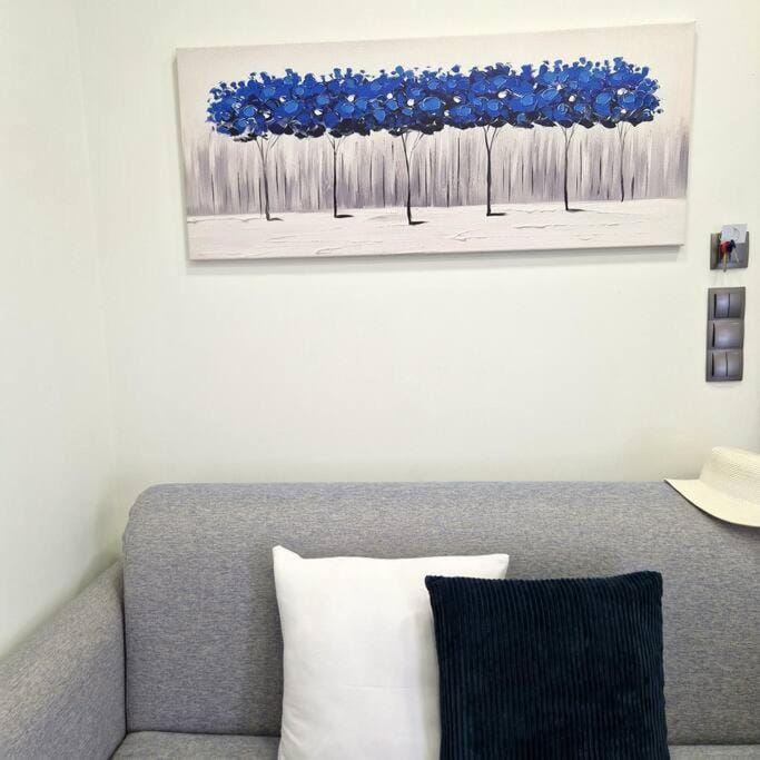 Farisma - Bright and central apt in Kalamata Apartment in Messenia