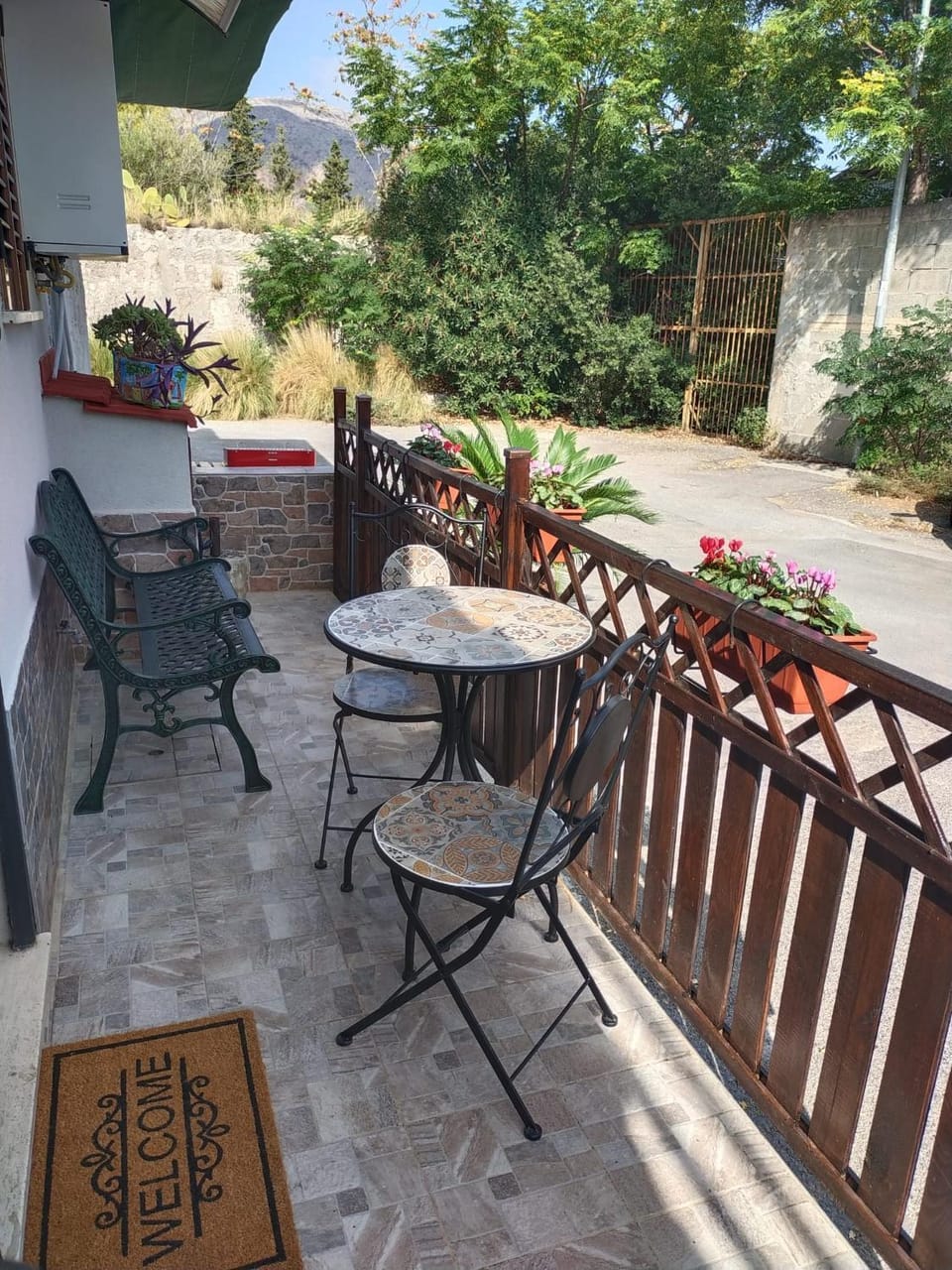 Patio, Day, Balcony/Terrace, Garden view