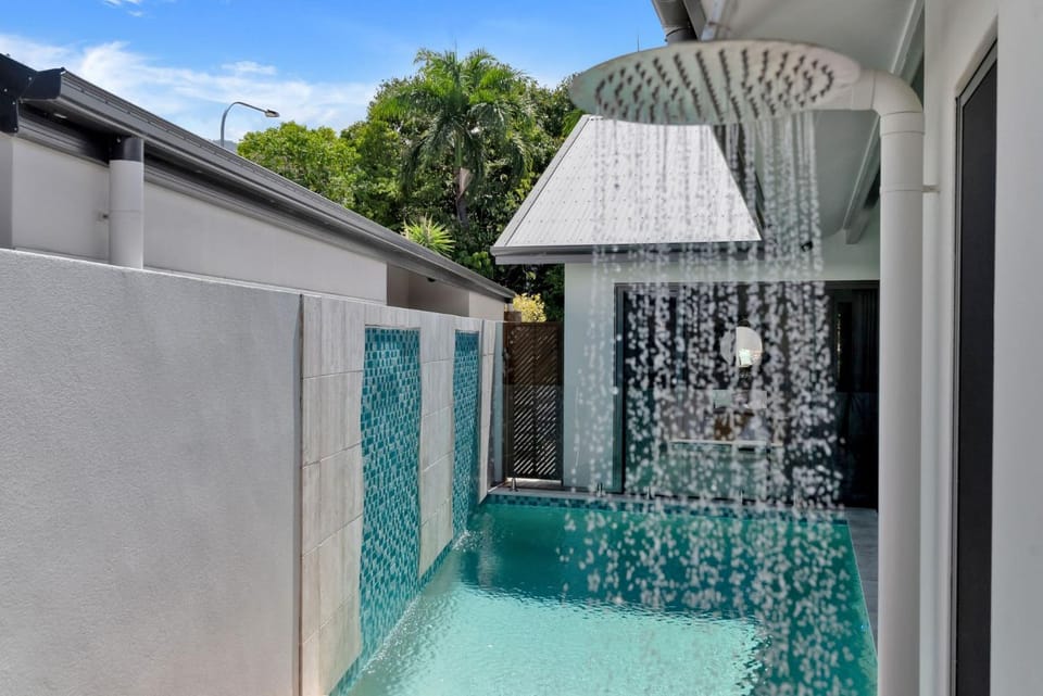 Belle Escapes 100 Cascade House in Palm Cove