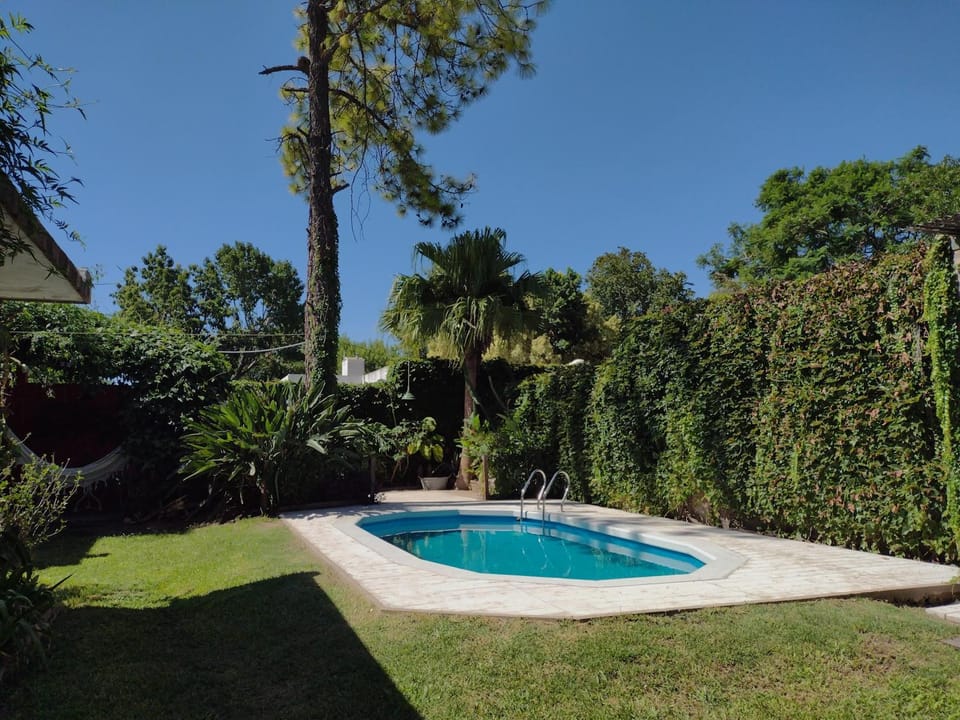 IRUPE/Casa completa /pileta/cercana al rio House in Entre Ríos Province, Argentina