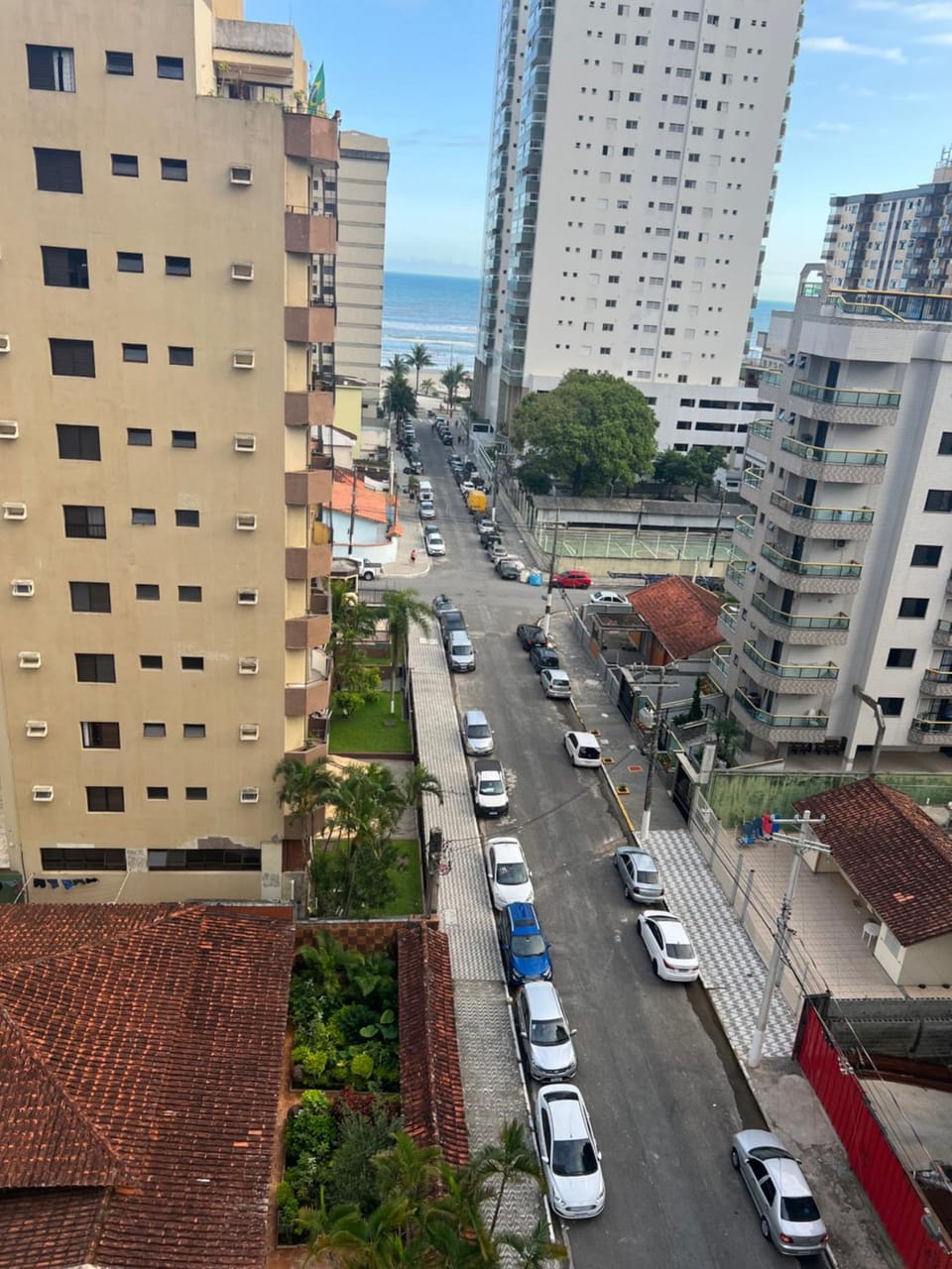 Sea view, Street view