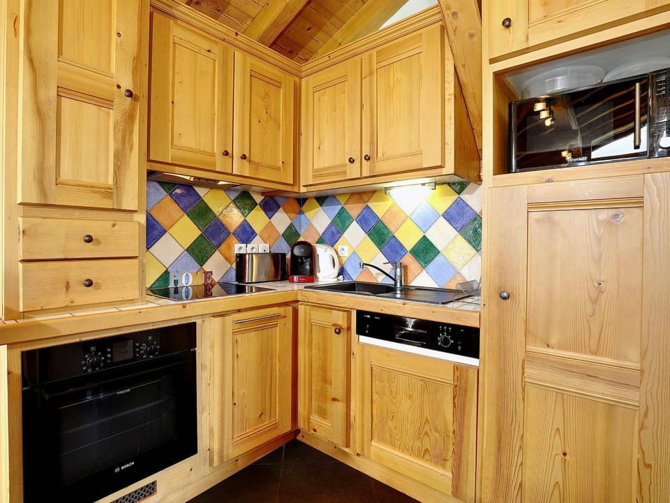 Duplex charmant avec cheminée et wifi à Courchevel - FR-1-575-194 Apartment in Saint-Bon-Tarentaise