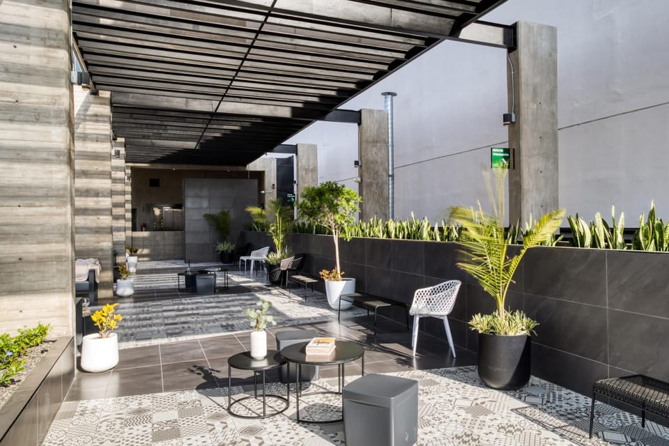 Balcony/Terrace, City view