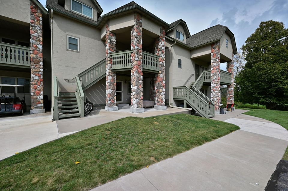 Unit 109 2 BDRM 2 BA condo Apartment in Wisconsin