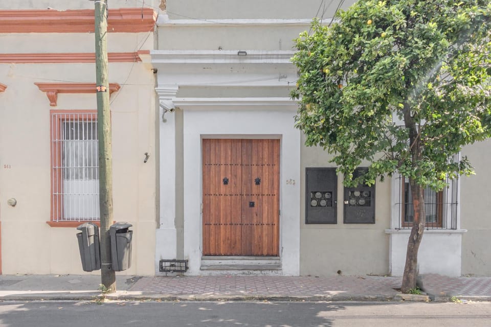 Property building, Facade/entrance