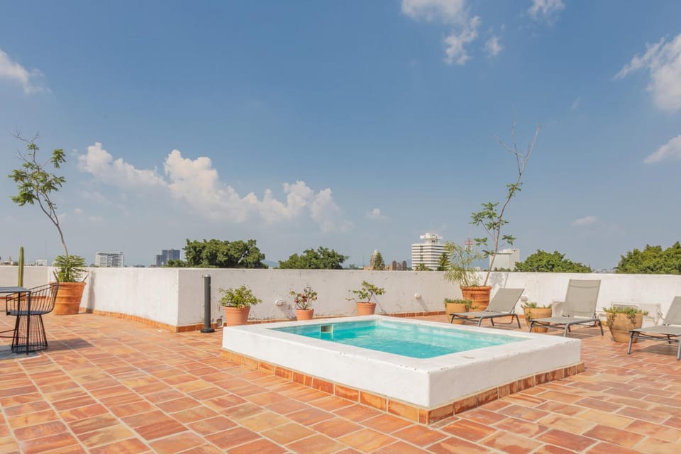 Pool view, Swimming pool, sunbed