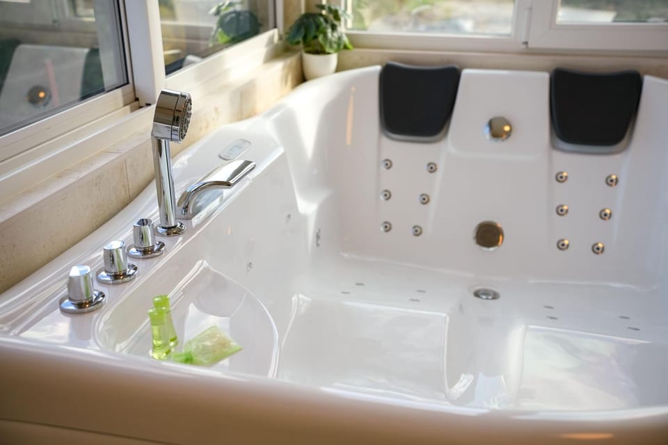 Hot Tub, Hot Tub, Spa and wellness centre/facilities