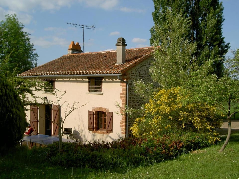 Gîte 86G706 House in Nouvelle-Aquitaine