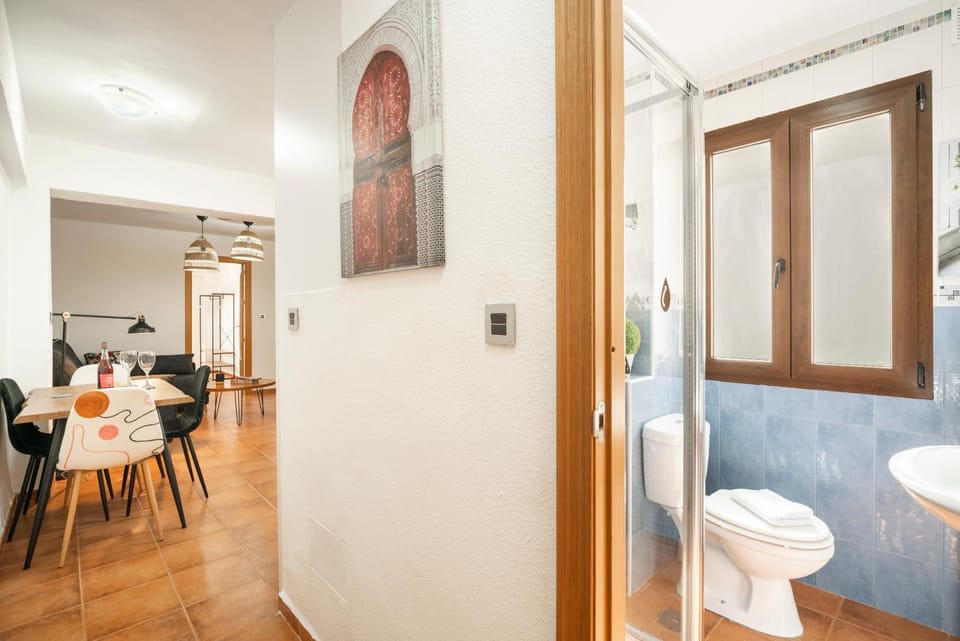 Bathroom, Seating area
