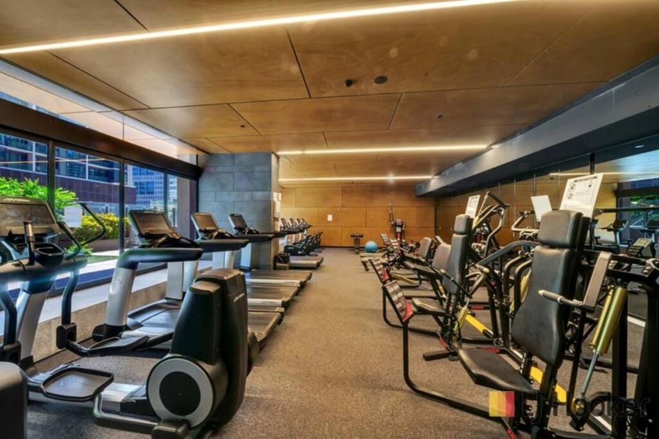 Great location 2B2B Free Parking Apartment in Melbourne