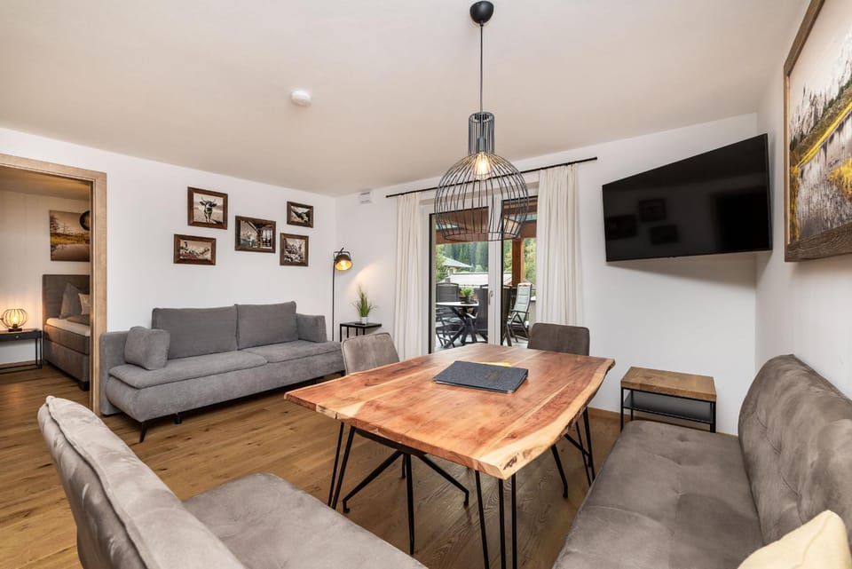 Sonnenseite Filzmoos Apartment in Salzburgerland