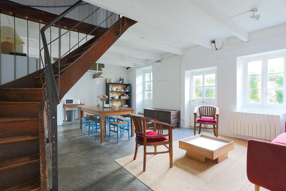 Property building, Living room