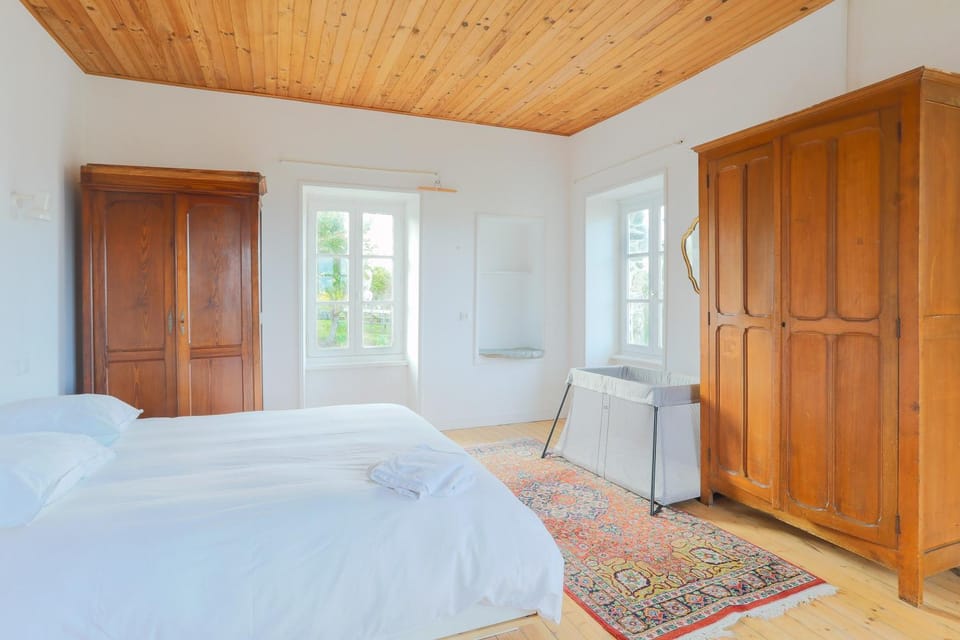 Property building, Living room, Bedroom