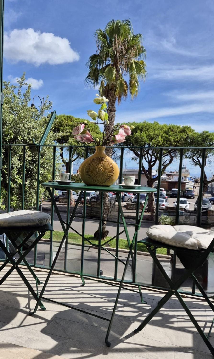 View (from property/room), Balcony/Terrace