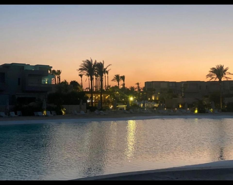 Mohamed Afifi Azha - Crystal Lagoon View - Families - 2 Bed Rooms Apartment in Egypt