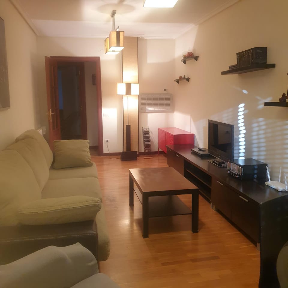Living room, locker