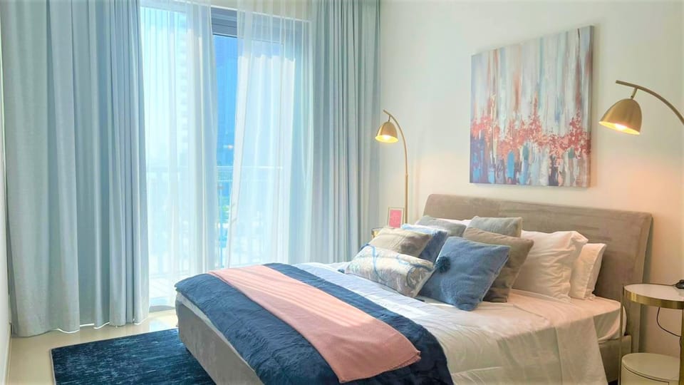 Luxurious Creek Harbour Apt with Balcony & View Apartment in Dubai
