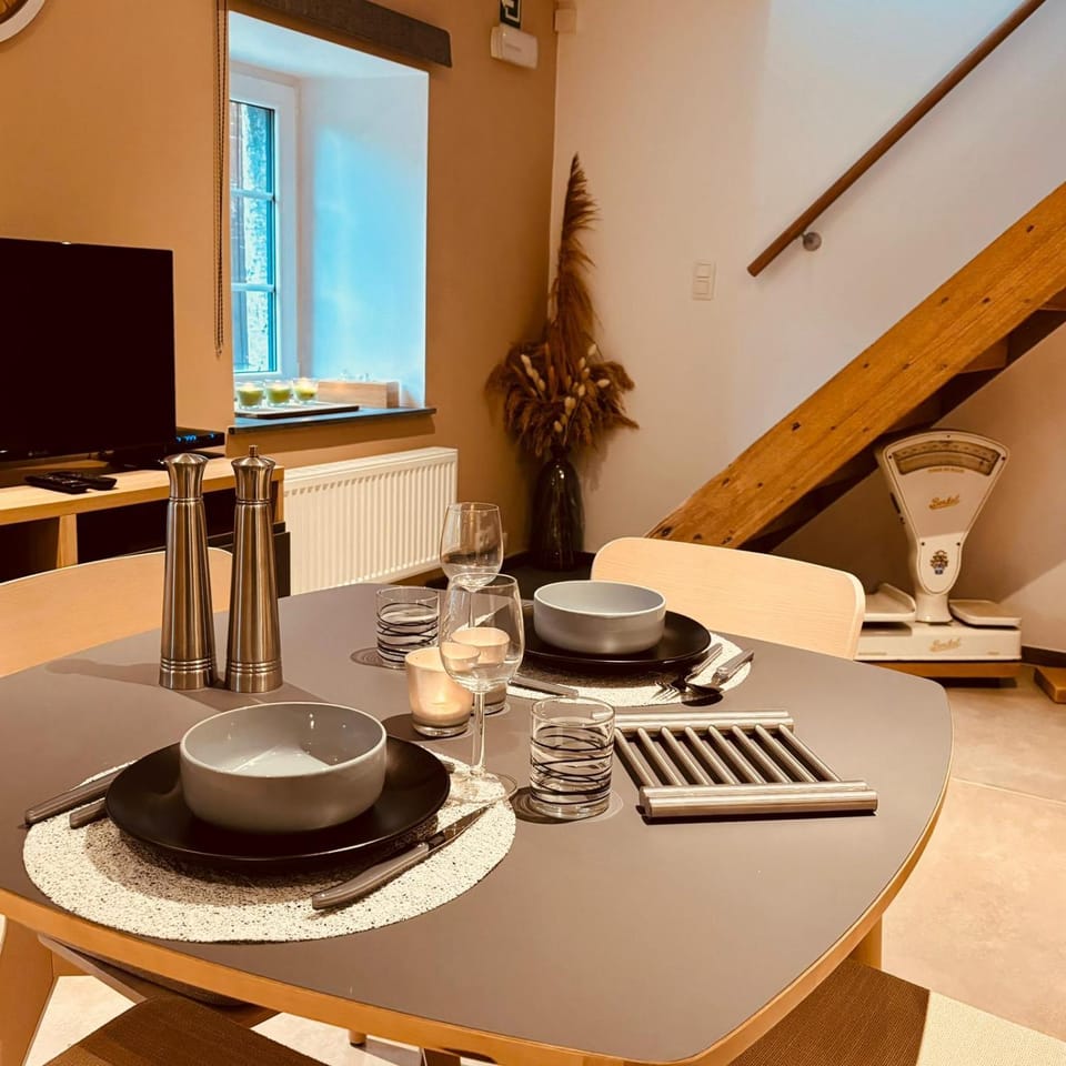 TV and multimedia, Dining area
