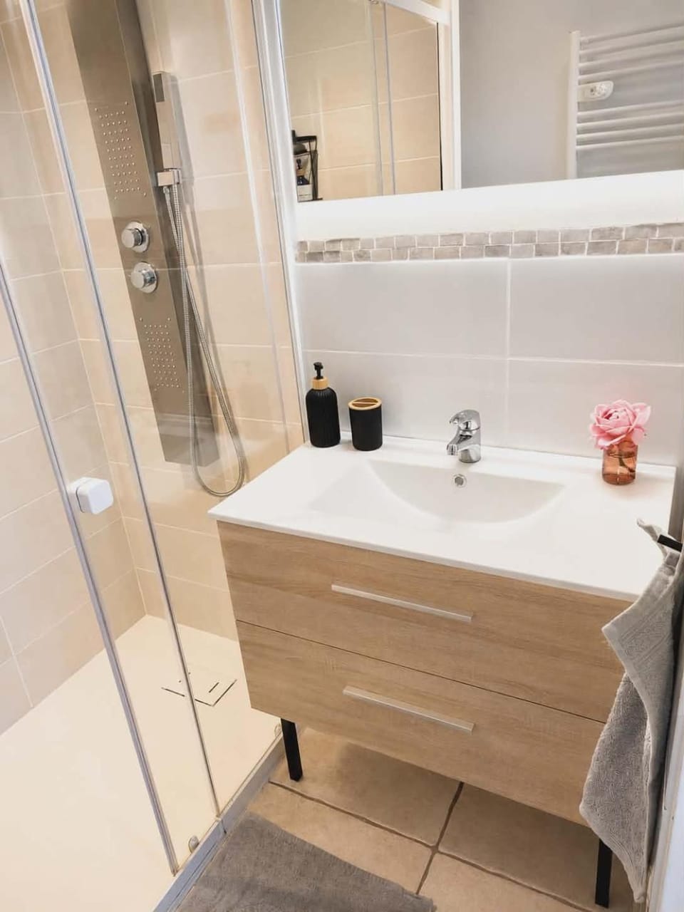 Shower, Bathroom