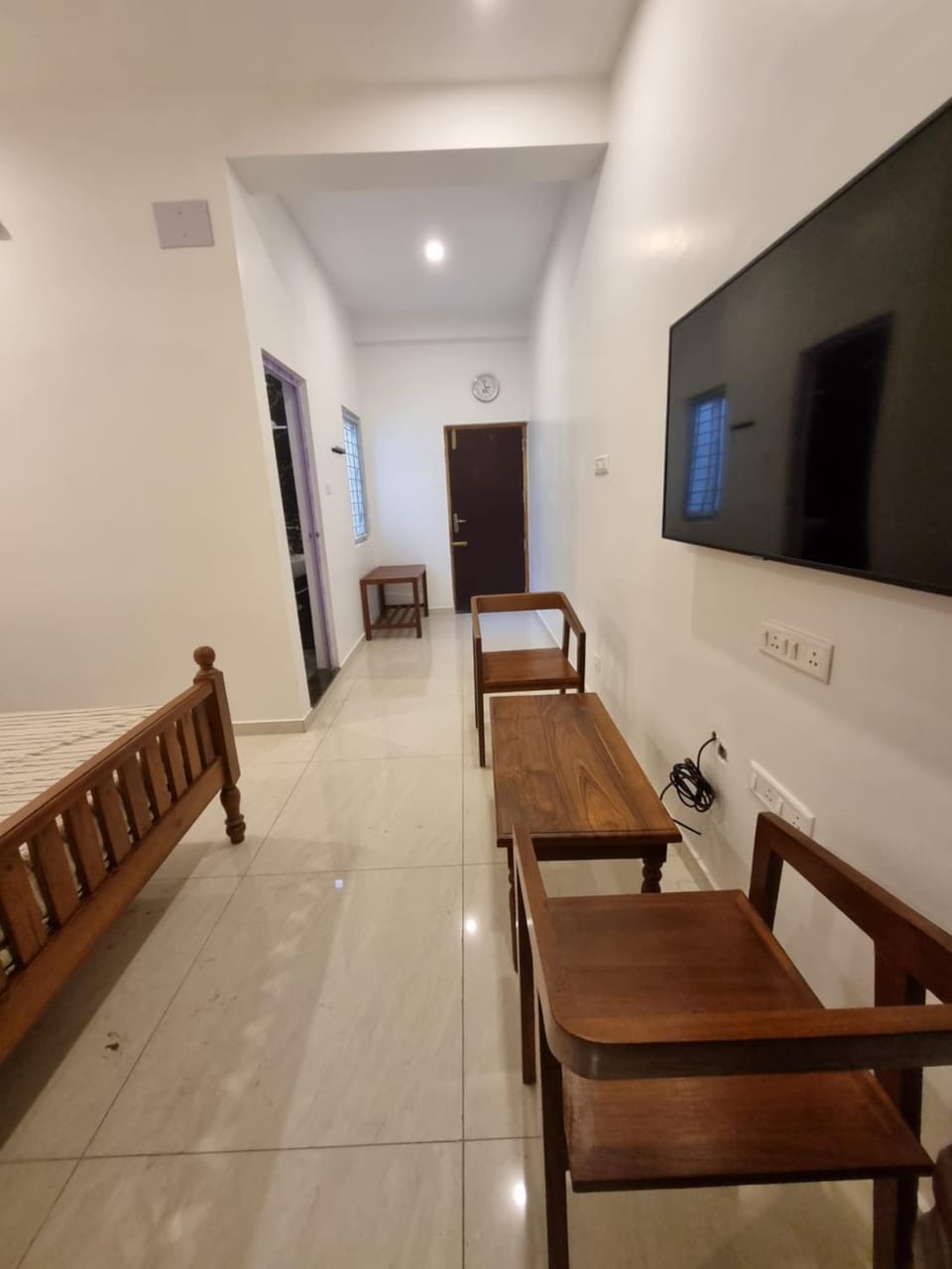 TV and multimedia, Seating area
