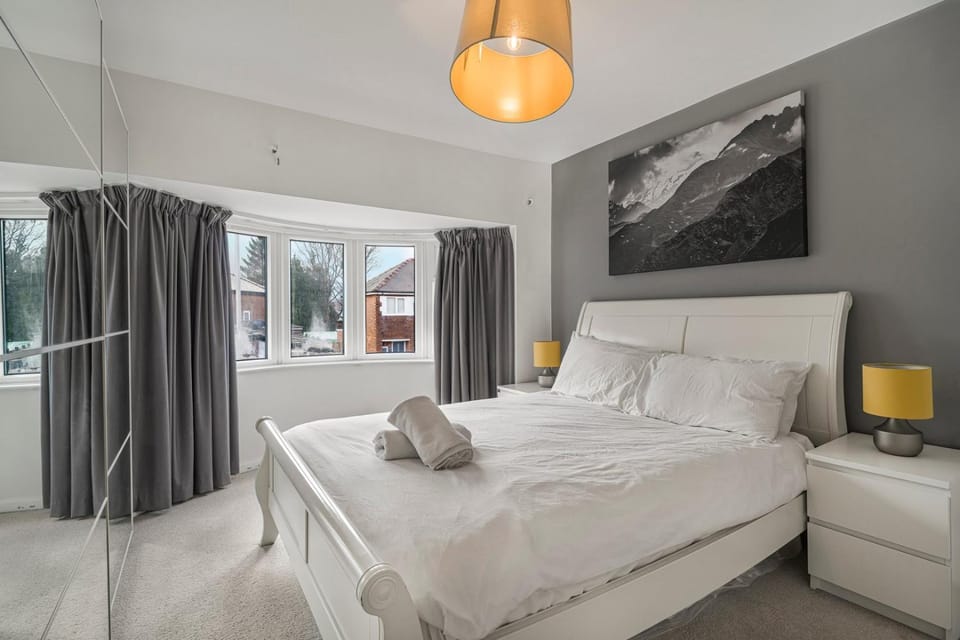 GuestReady - Tranquil Retreat near Bramall Hall House in Manchester
