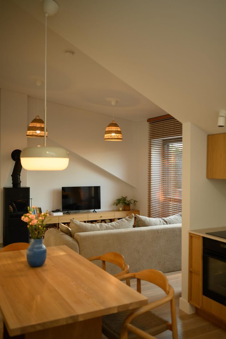 Living room, Dining area