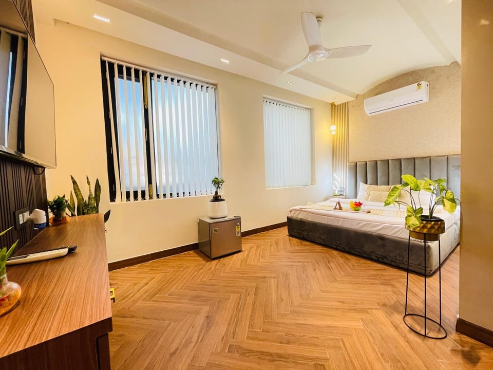 Bed, TV and multimedia, Photo of the whole room, Bedroom, air conditioner