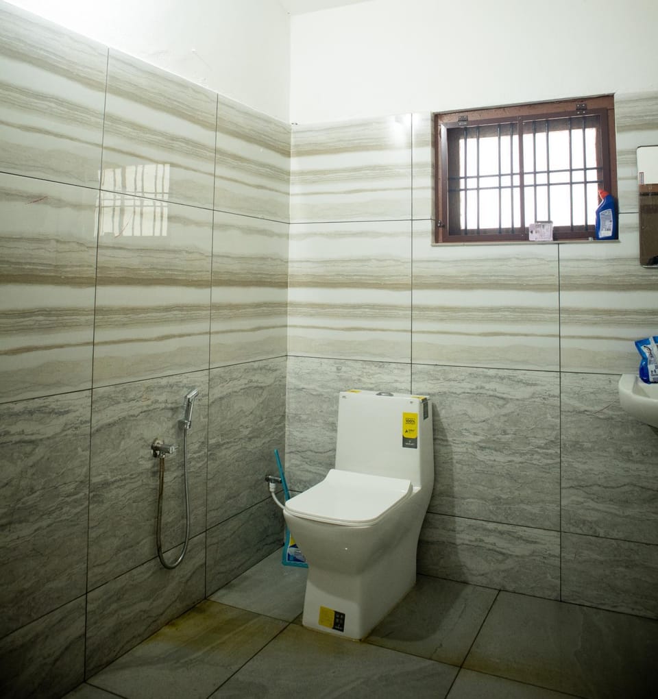 Toilet, Bathroom