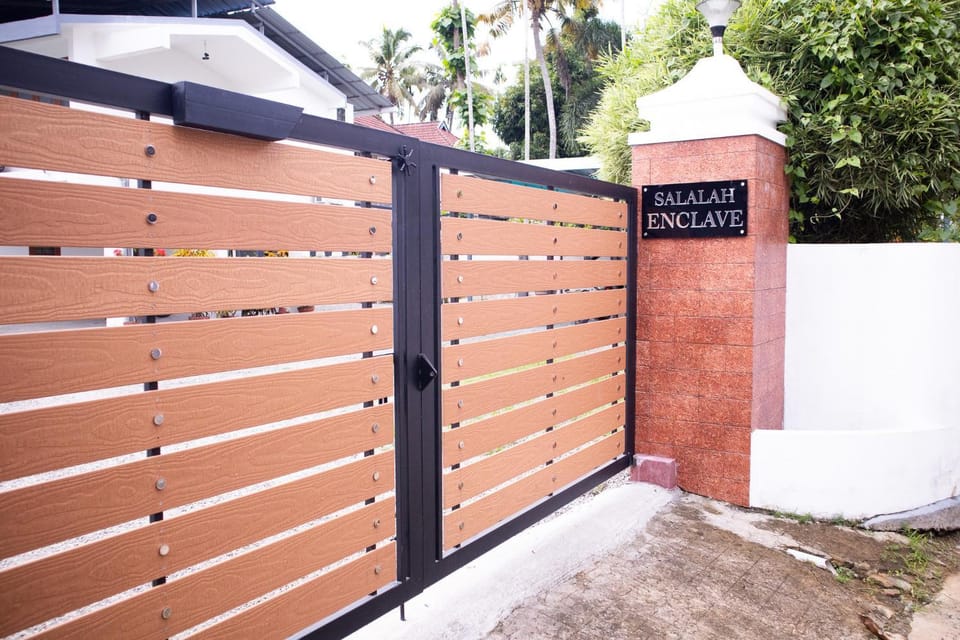 Property building, Property logo or sign, Street view