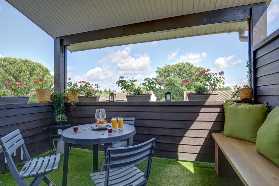 La Campagne Romantique - avec entrée autonome, clim neuve, parking privé & sa piscine ! - Apartment in Occitanie