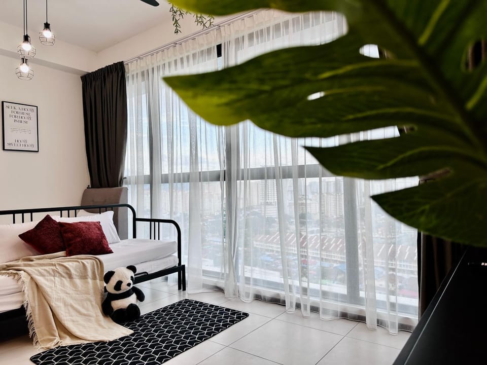 RRR New Comfy Urban Suite Homestay at Georgetown for family by Urban Staycations LOD COSY Apartment in George Town