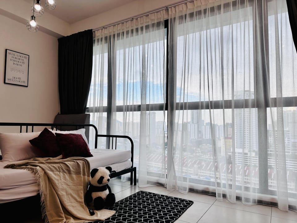 RRR New Comfy Urban Suite Homestay at Georgetown for family by Urban Staycations LOD COSY Apartment in George Town