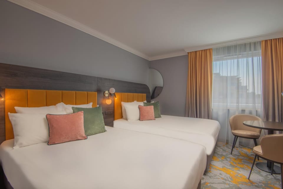 Bed, Photo of the whole room, Bedroom, furniture