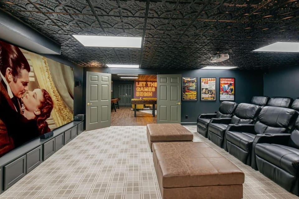 Mountain Mansion Estate Luxurious Family Fun House in Asheville