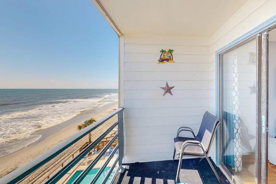 Paradise Palms Apartment in Garden City