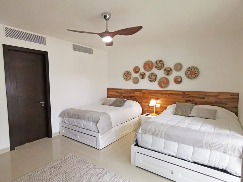 Mareazul Beachfront Resort - Condo Paraíso Apartment in Playa del Carmen