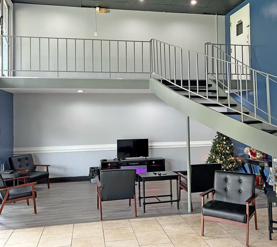 TV and multimedia, Lobby or reception, Seating area