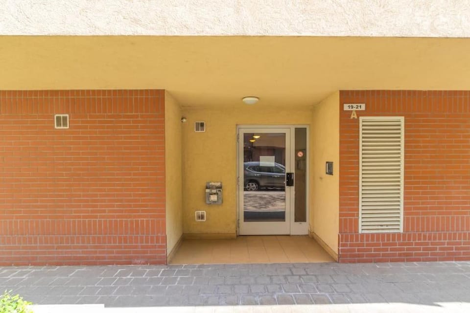 Cosy Pet-friendly flat w balcony @ Orczy Garden Apartment in Budapest