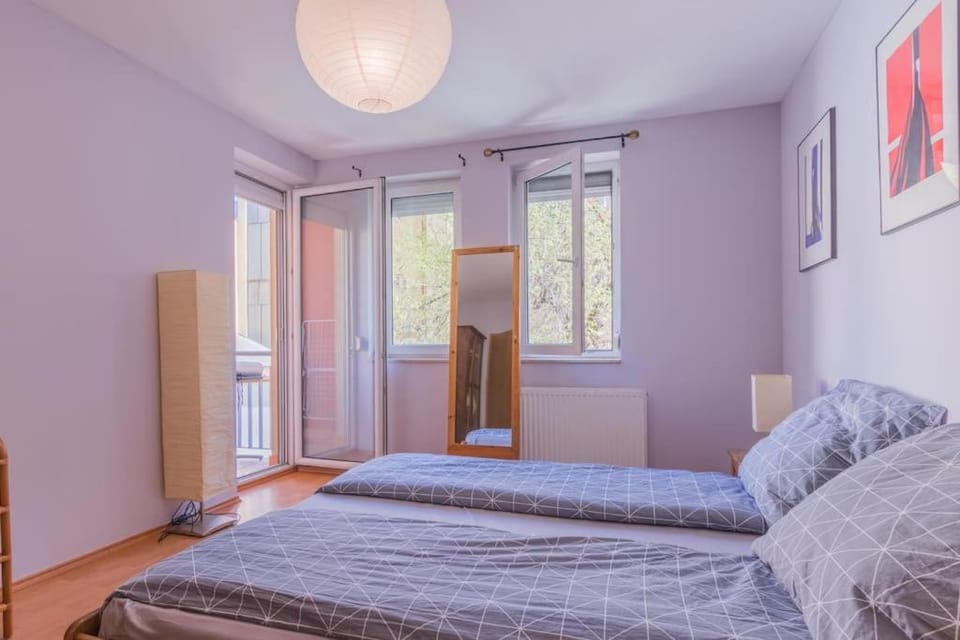 Cosy Pet-friendly flat w balcony @ Orczy Garden Apartment in Budapest