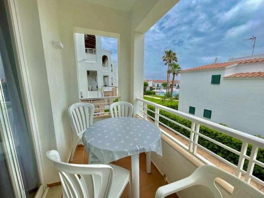 Cavalleria -Apartamento con piscina junto la playa Apartment in Cala en Blanes
