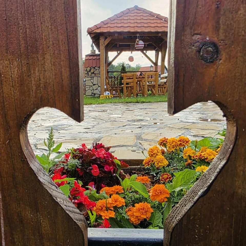 Eko kuća Zlatiborsko srce House in Zlatibor District, Serbia