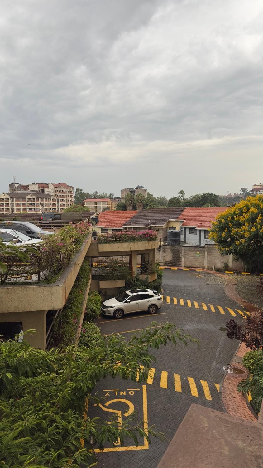 Cozy 2 Bedroom Near Nairobi National Park, Wilson Airport & Giraffe Centre Apartment in Nairobi