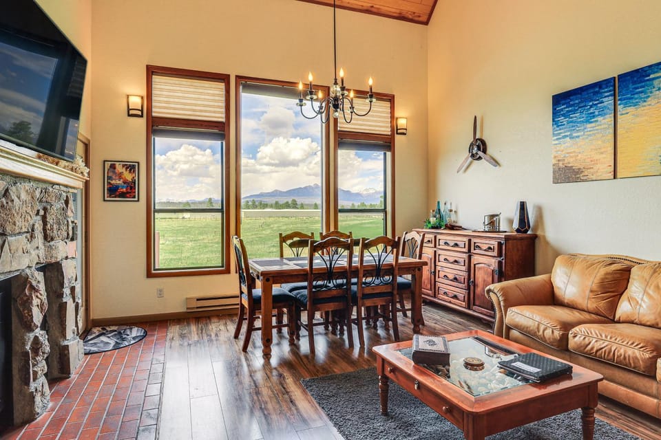 Picturesque Pagosa Springs Retreat w/ Mtn Views! House in Pagosa Springs