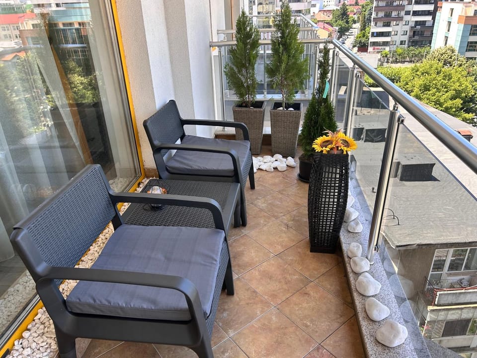 Silver De Lux Apartment in Moldova