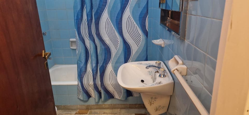 Zarate al Rio House in Zarate