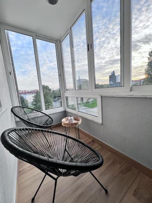 View (from property/room), Balcony/Terrace, Seating area