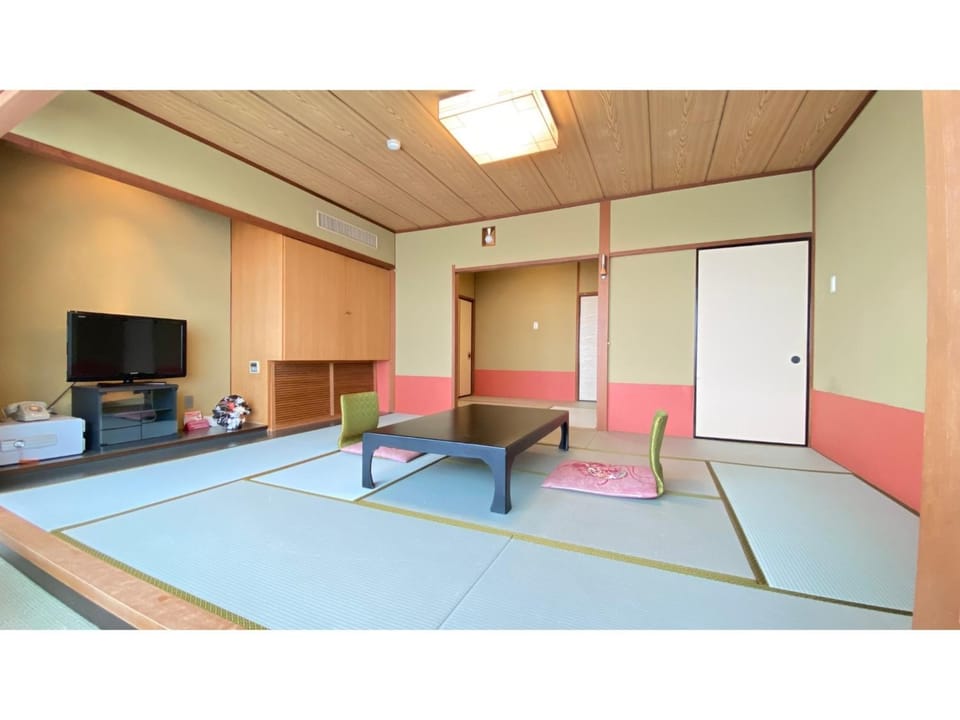 Nishiura Grand Hotel Kikkei - Vacation STAY 85446v Hotel in Aichi Prefecture