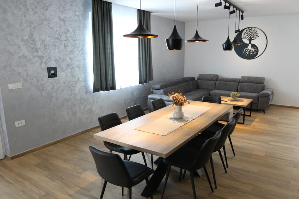 Living room, Seating area, Dining area